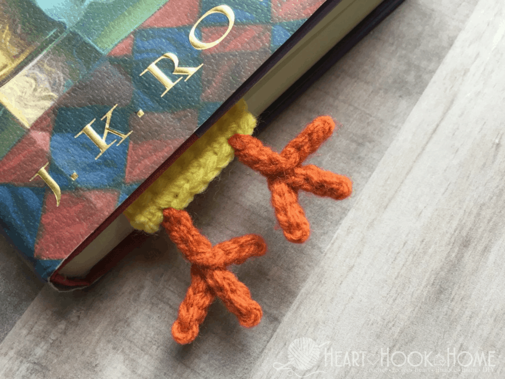 Quacktastic Duck Bookmark Free Crochet Pattern