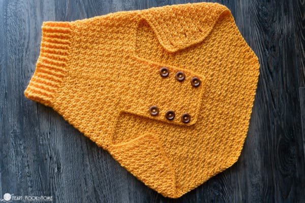 Laid out sample of the Giant Dog Sweater