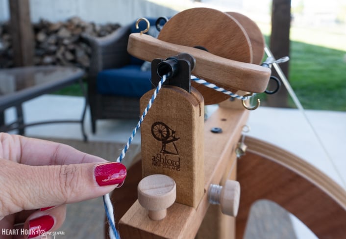 Plying yarn