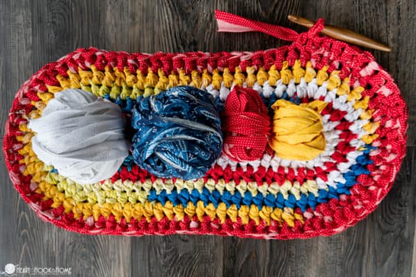 How to Crochet a Rag Rug - Heart Hook Home