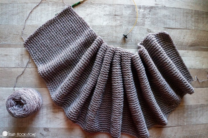 sleeved scarf free pattern