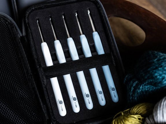 brunt Check Mate M + james Hook ＋ケース他 Crochet Hook Set w/Hard Case - Heart Hook Home