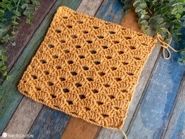 yellow sample of the arcade stitch